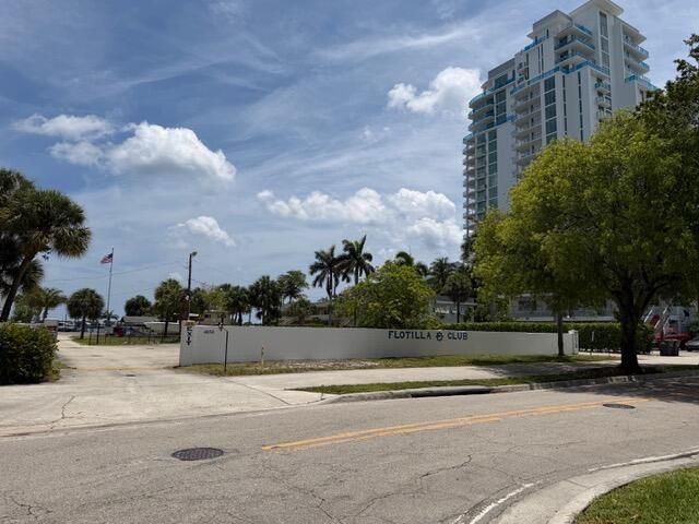 521 48th Street, West Palm Beach, FL 33407 Photo