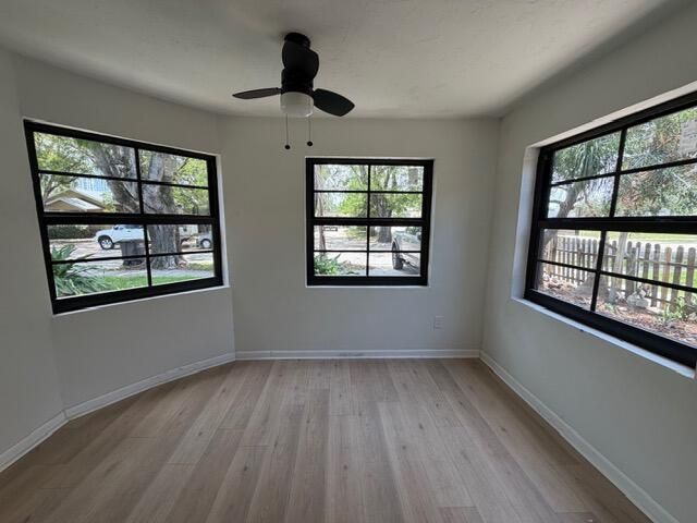 521 48th Street, West Palm Beach, FL 33407 Photo
