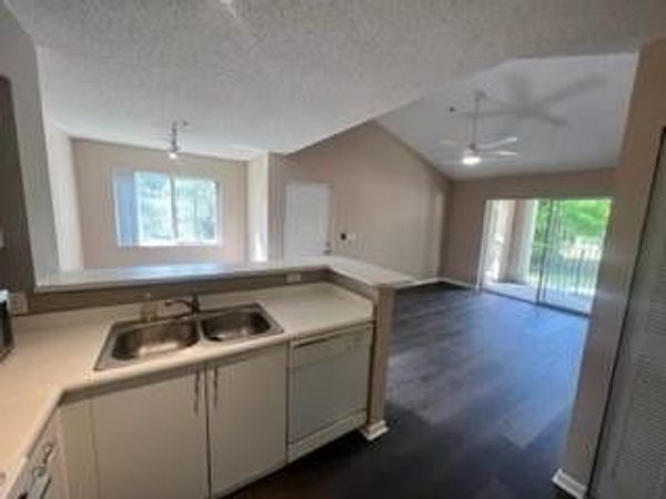 7816 Sonoma Springs Circle, Unit 207, Lake Worth, FL 33463