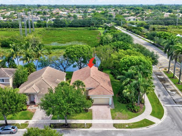 19305 SW 66th Street, Pembroke Pines, FL 33332
