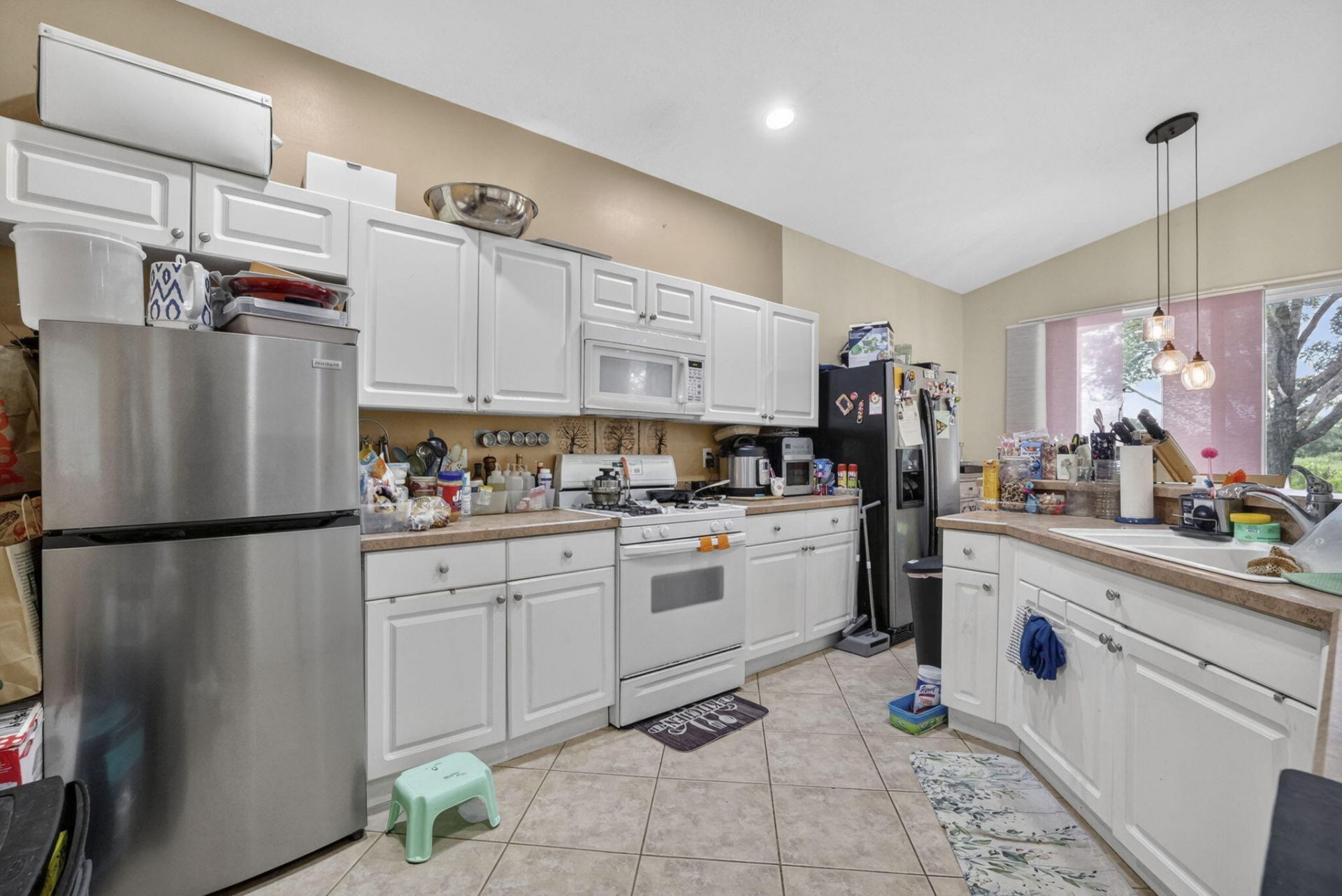 19305 SW 66th Street, Pembroke Pines, FL 33332 Photo