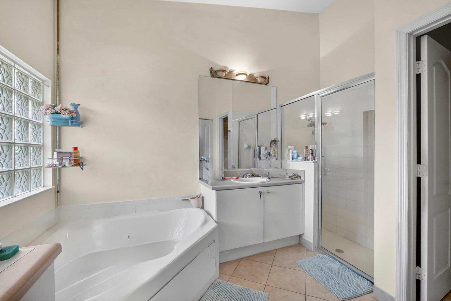 19305 SW 66th Street, Pembroke Pines, FL 33332 Photo