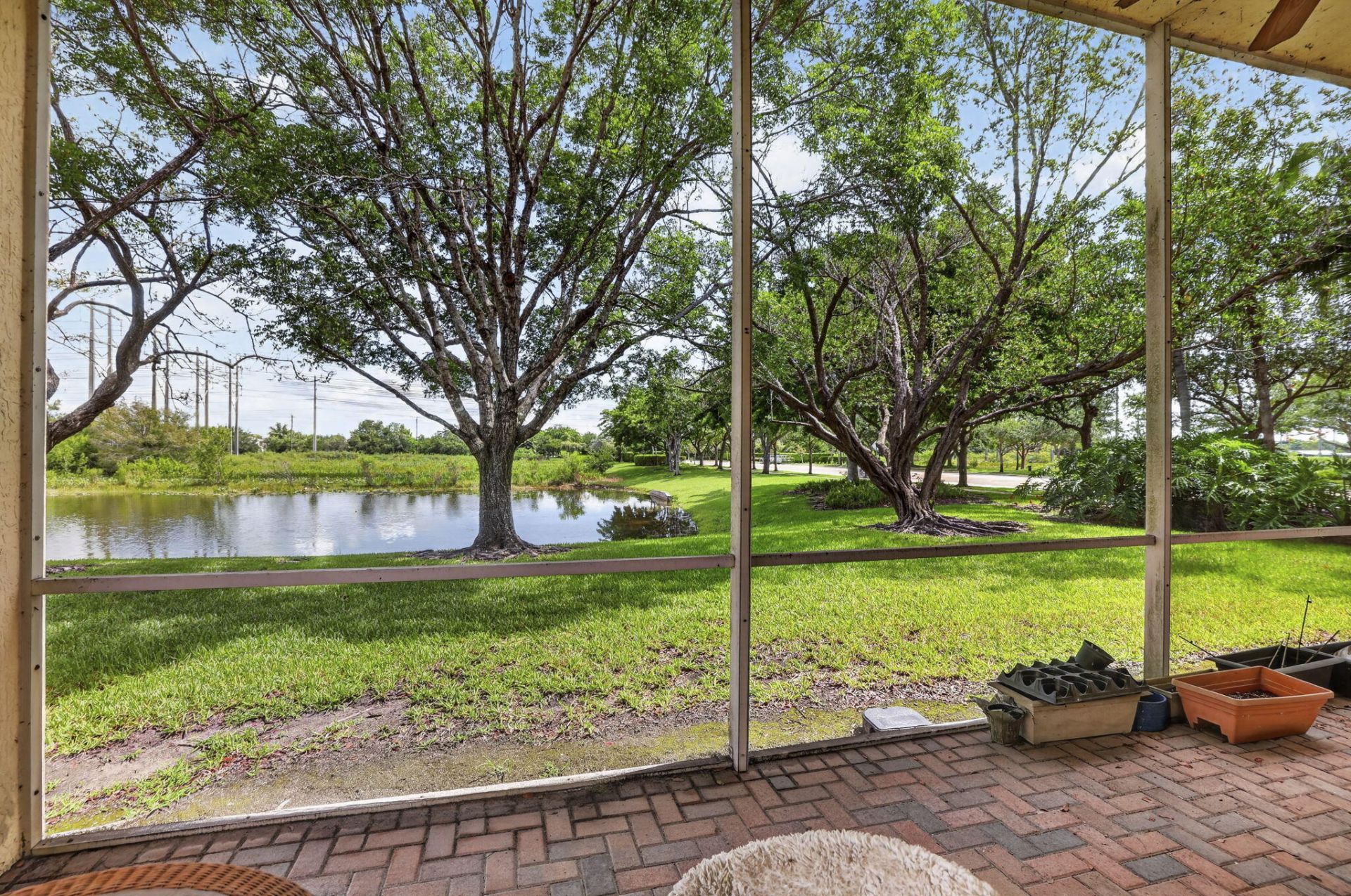 19305 SW 66th Street, Pembroke Pines, FL 33332 Photo