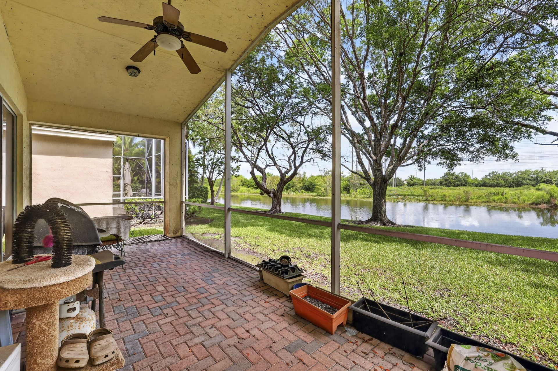 19305 SW 66th Street, Pembroke Pines, FL 33332 Photo