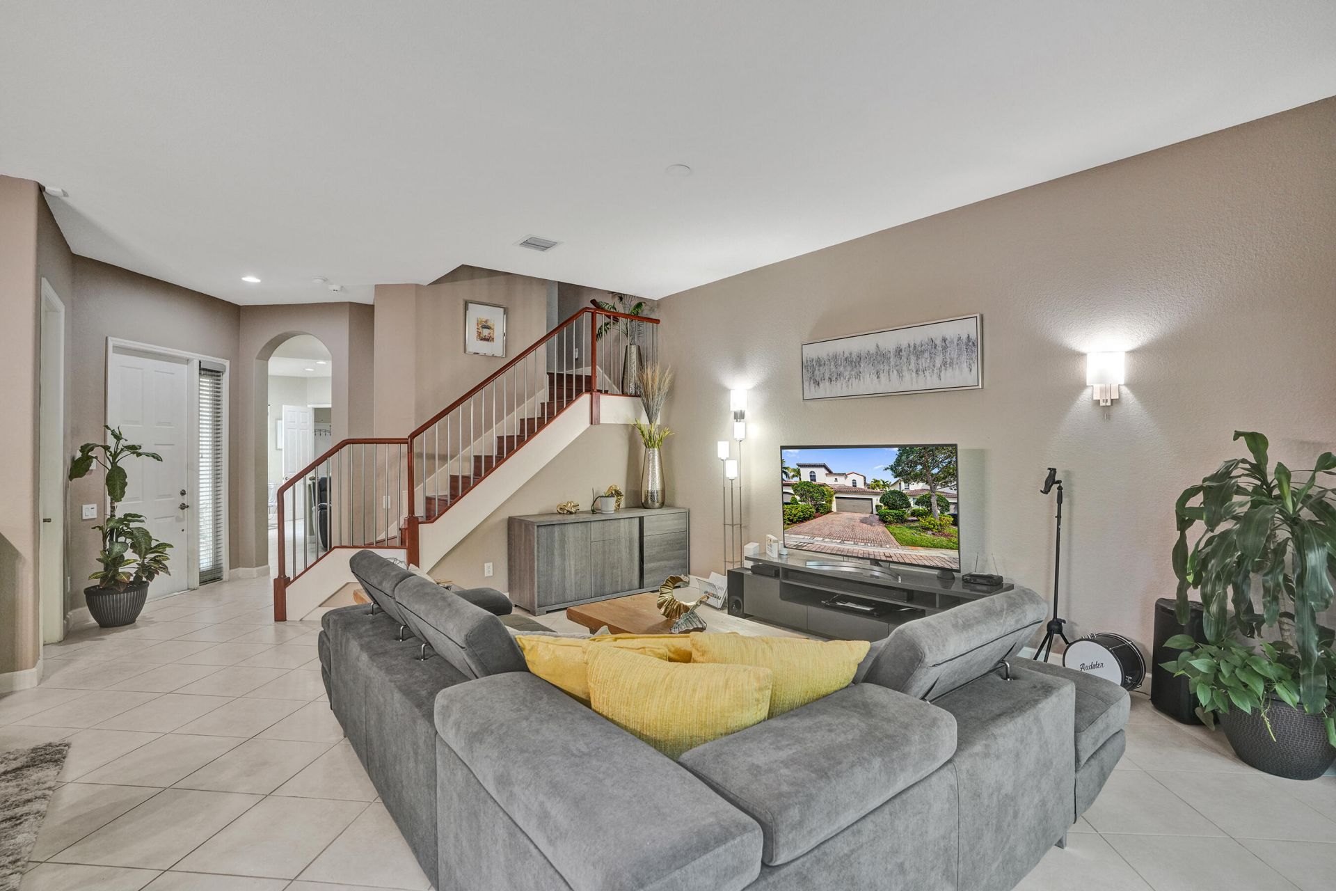 824 Spinnaker Drive E, Hollywood, FL 33019 Photo