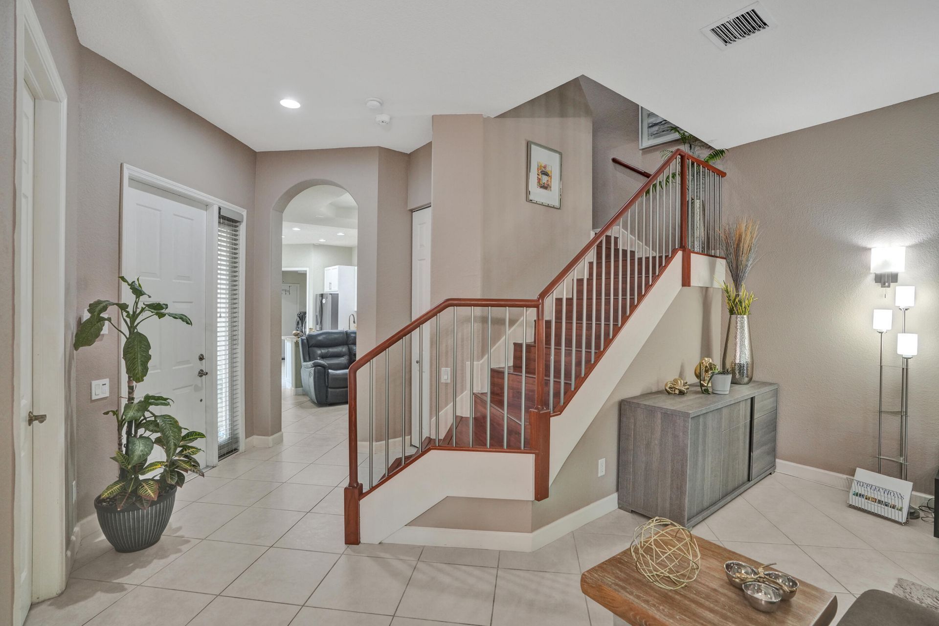 824 Spinnaker Drive E, Hollywood, FL 33019 Photo