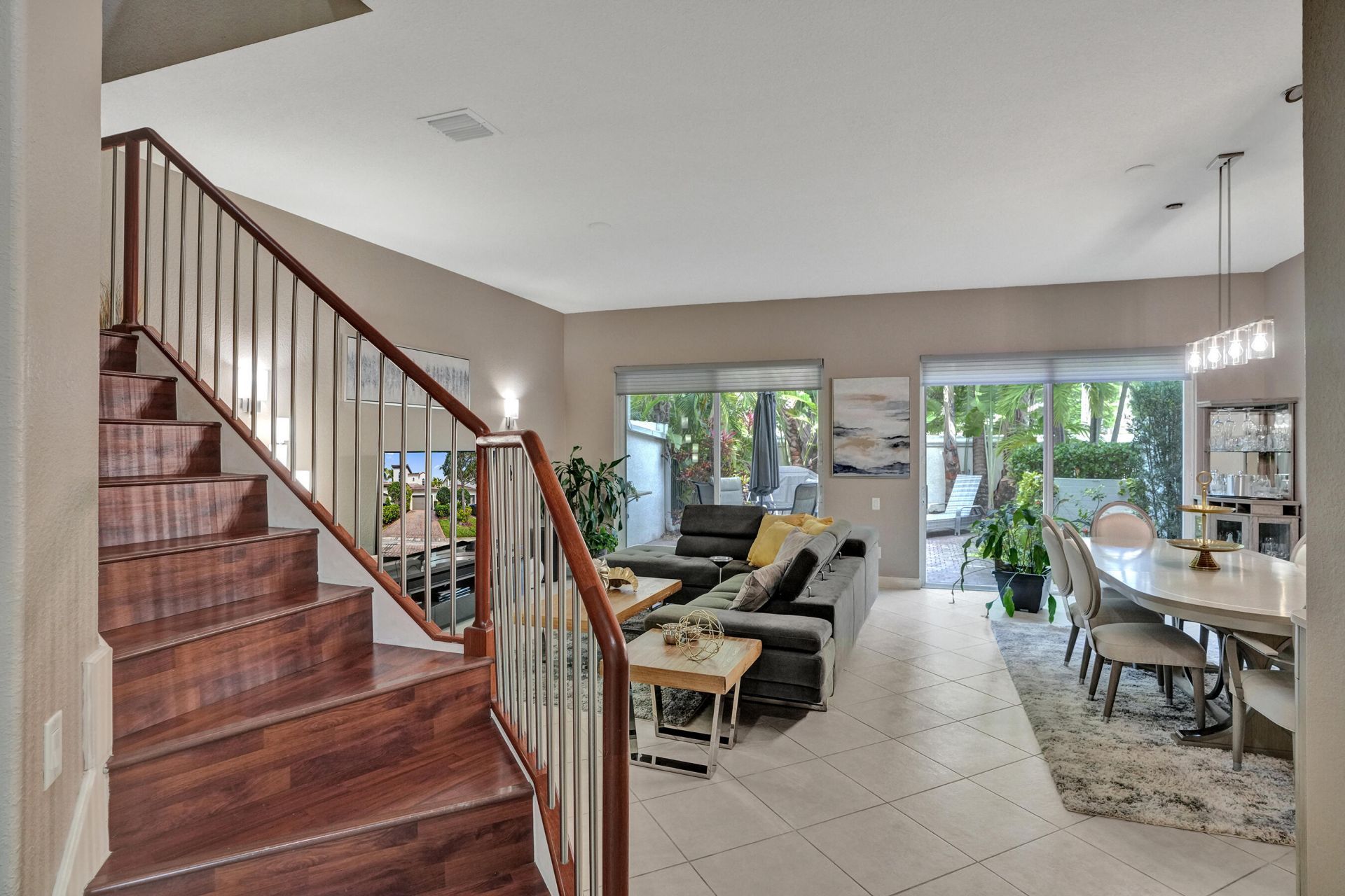 824 Spinnaker Drive E, Hollywood, FL 33019 Photo
