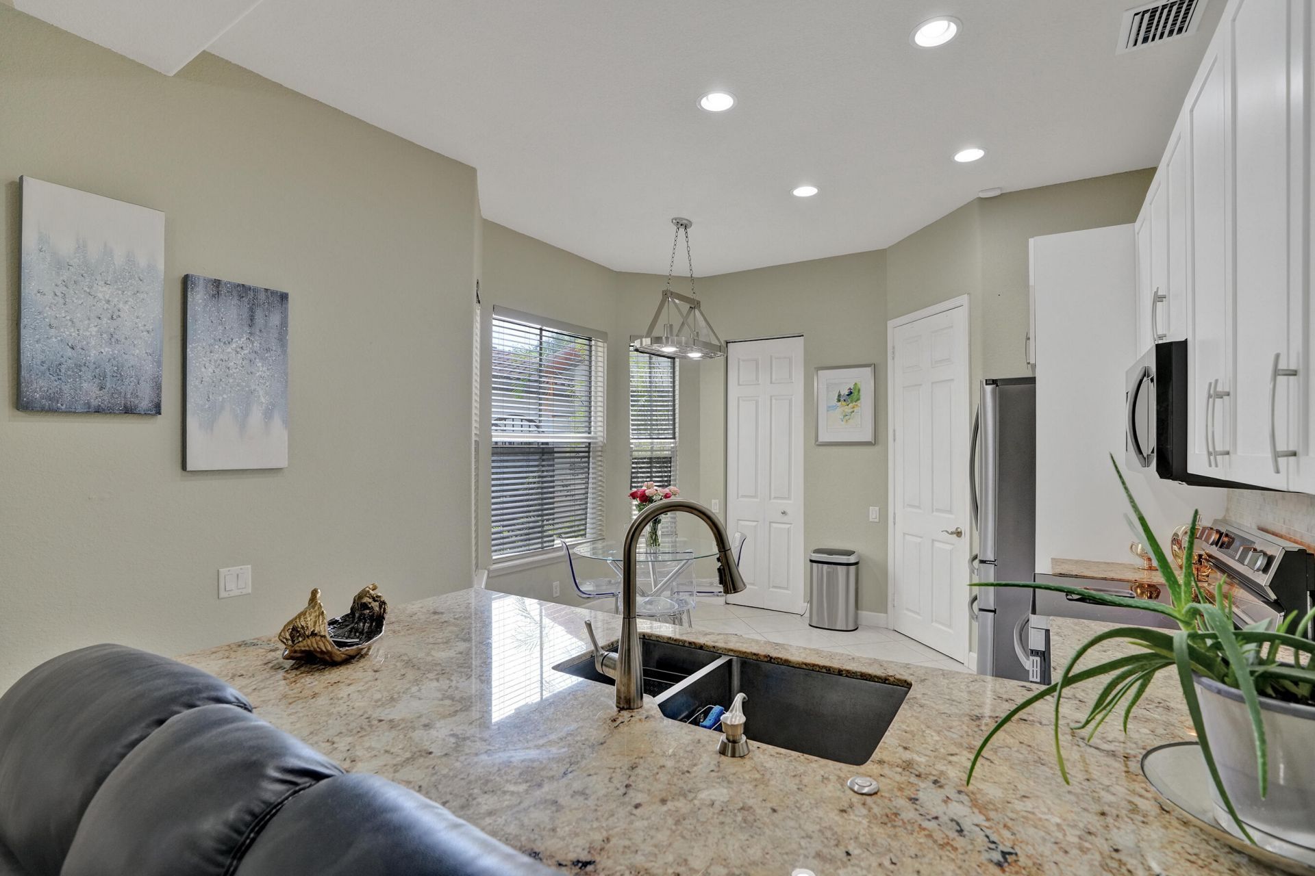 824 Spinnaker Drive E, Hollywood, FL 33019 Photo