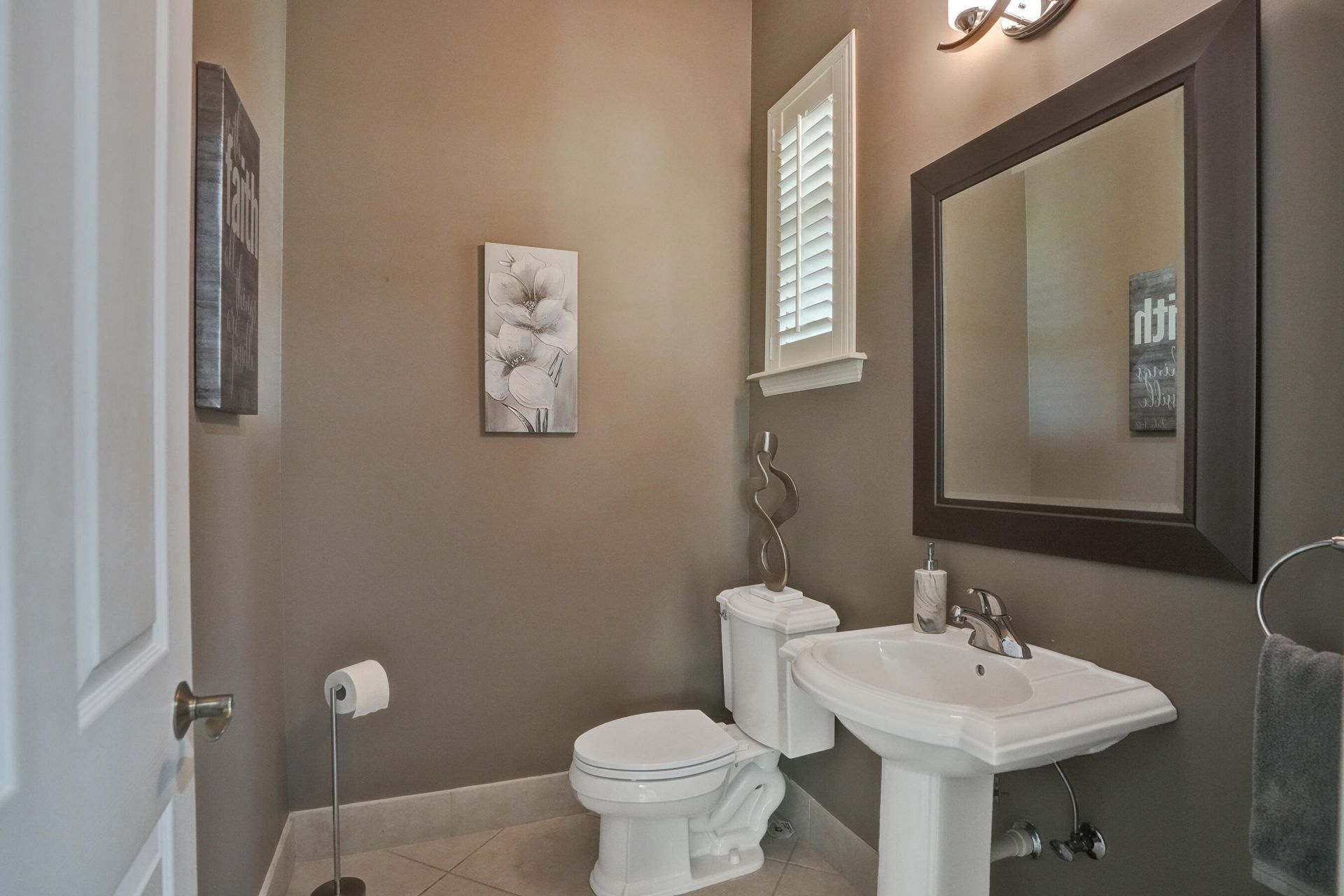 824 Spinnaker Drive E, Hollywood, FL 33019 Photo