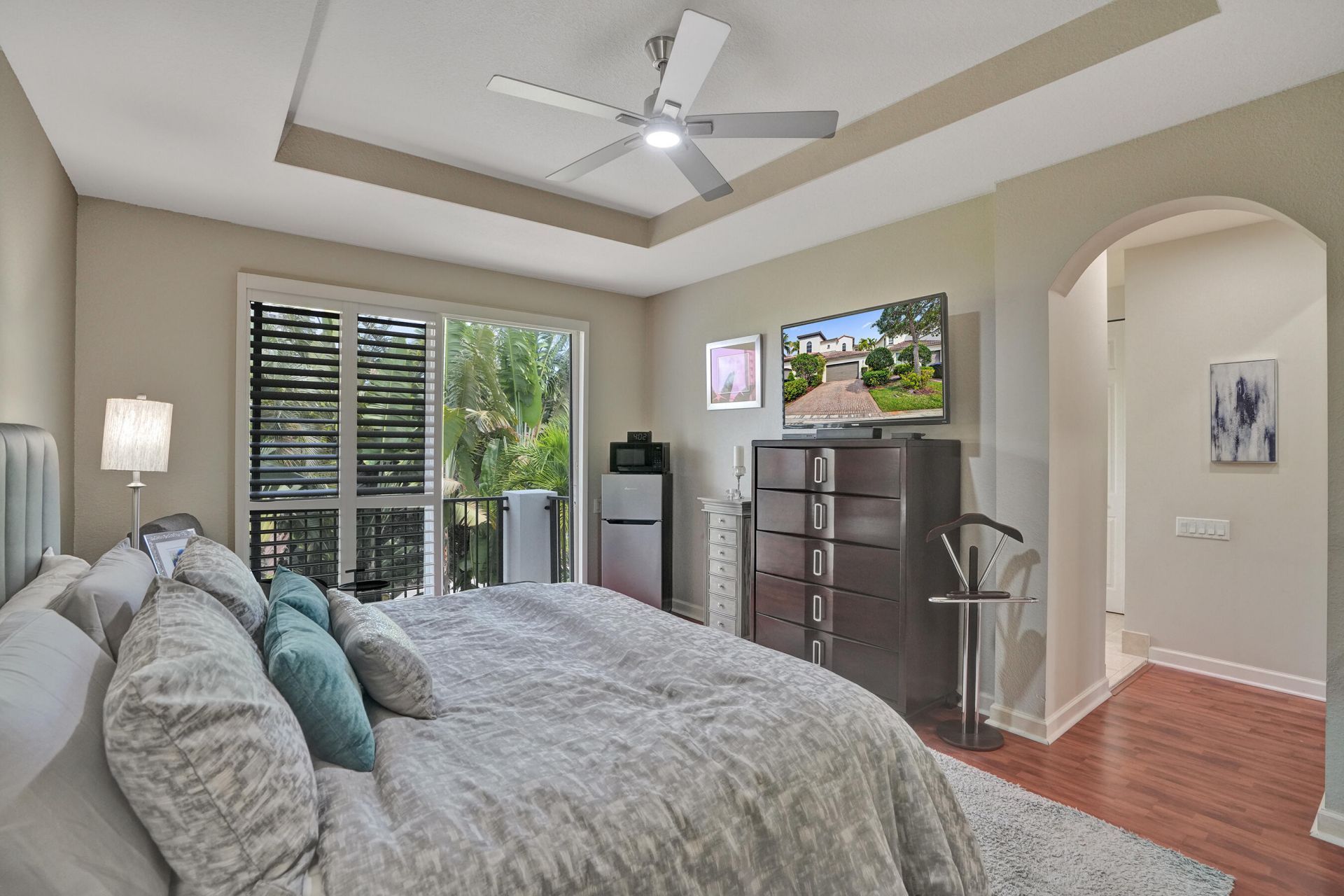 824 Spinnaker Drive E, Hollywood, FL 33019 Photo