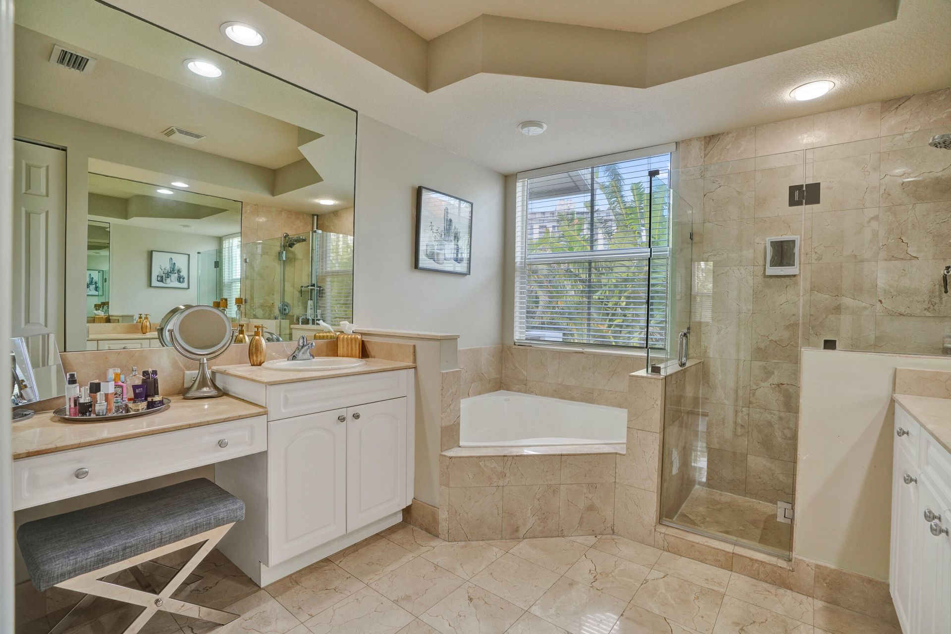 824 Spinnaker Drive E, Hollywood, FL 33019 Photo