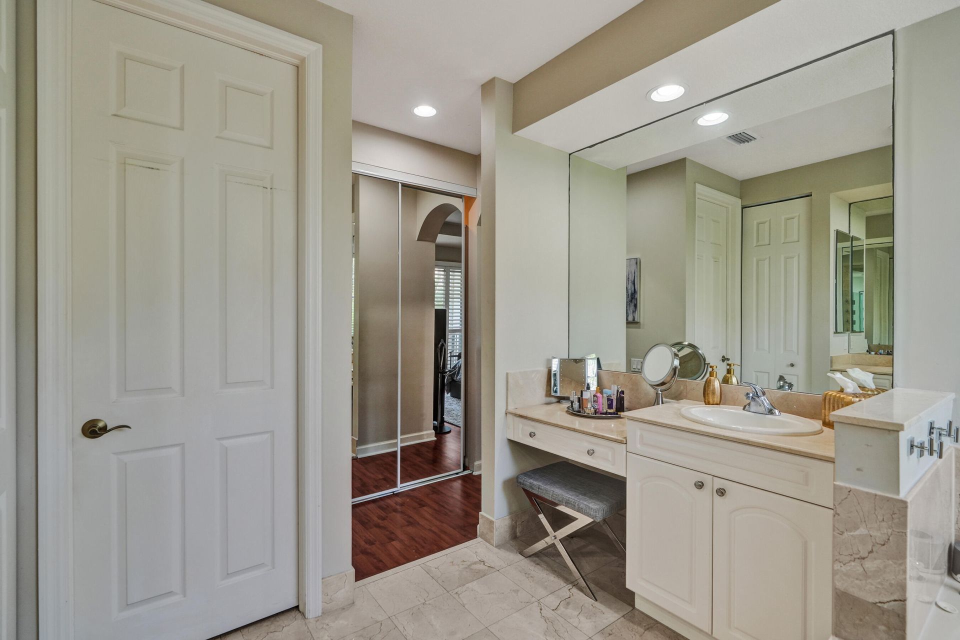 824 Spinnaker Drive E, Hollywood, FL 33019 Photo