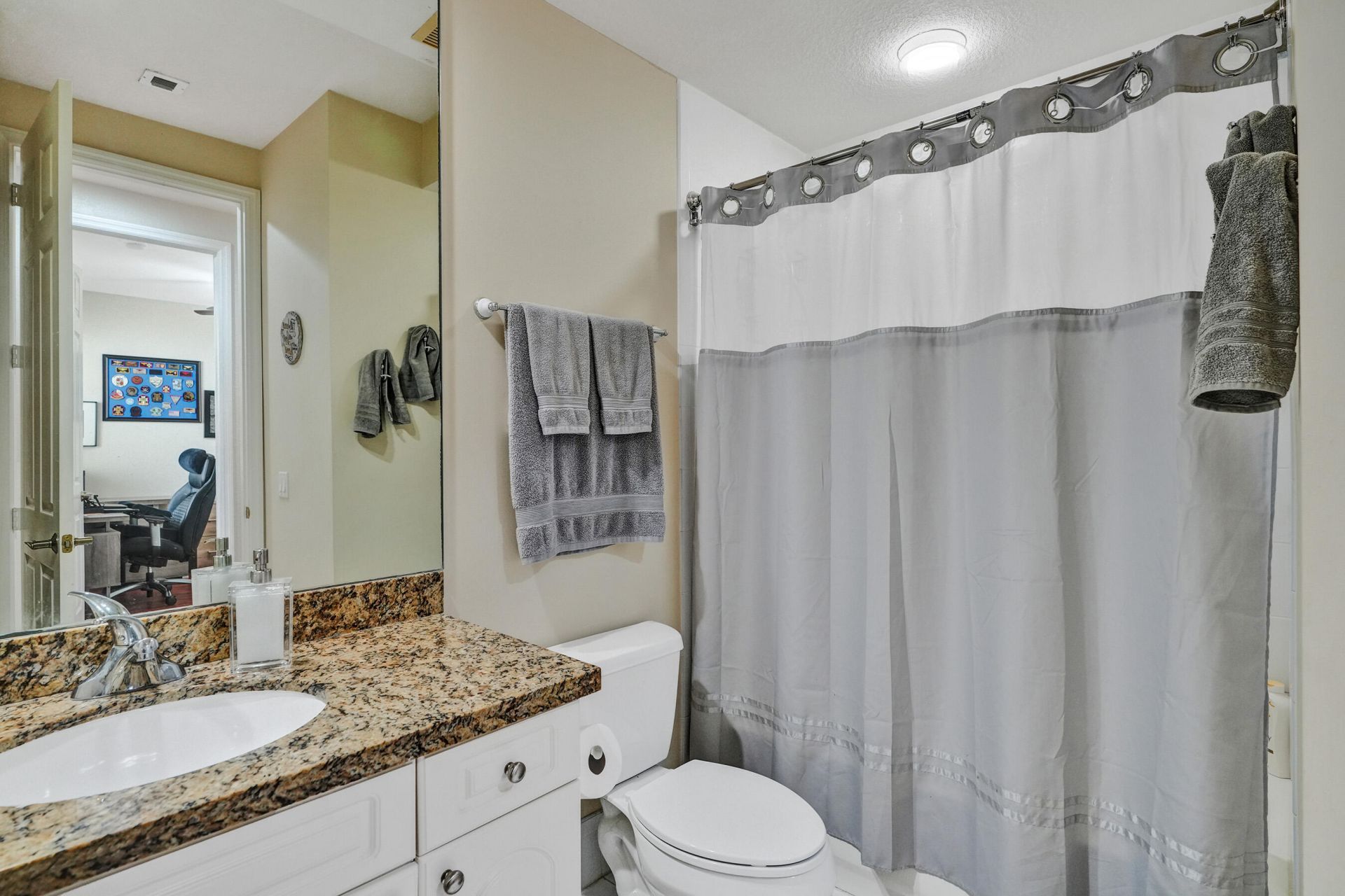 824 Spinnaker Drive E, Hollywood, FL 33019 Photo