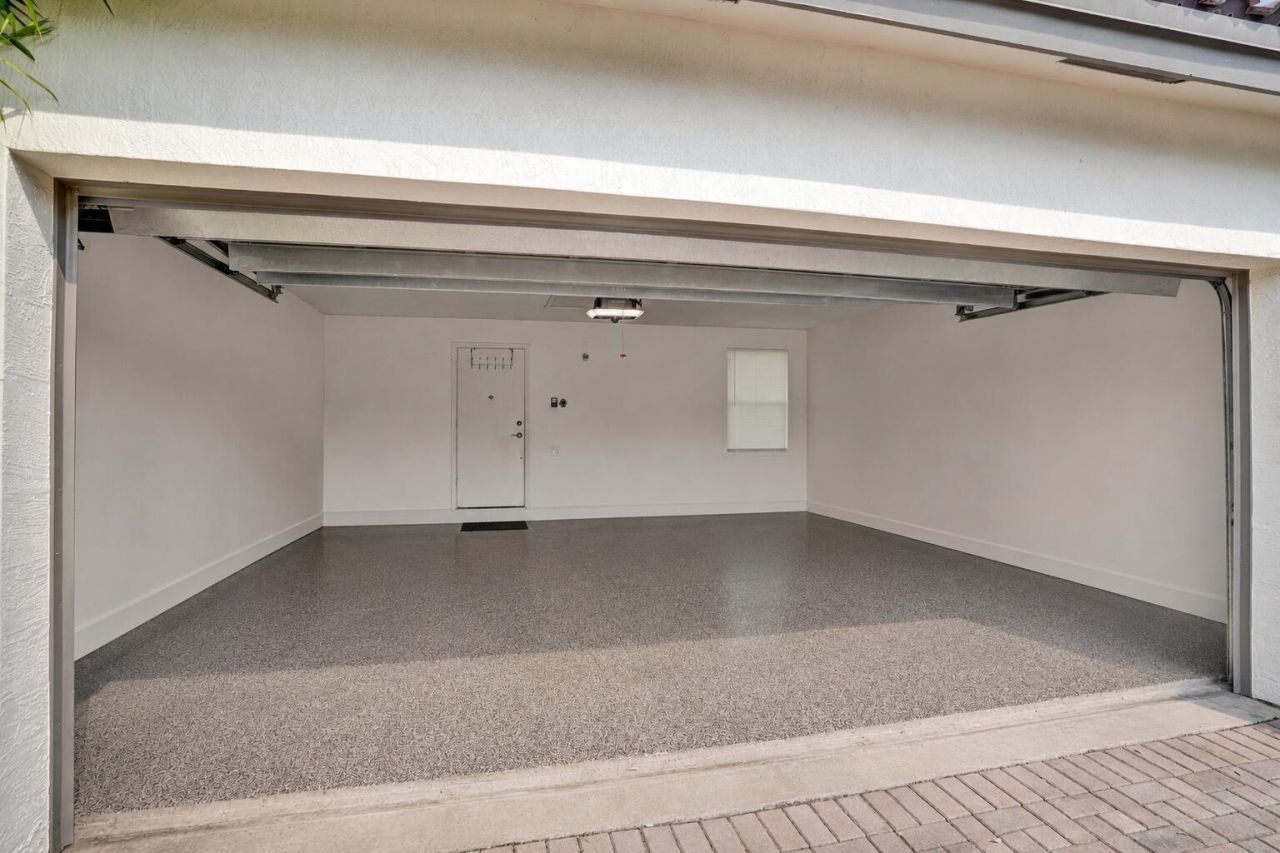 824 Spinnaker Drive E, Hollywood, FL 33019 Photo
