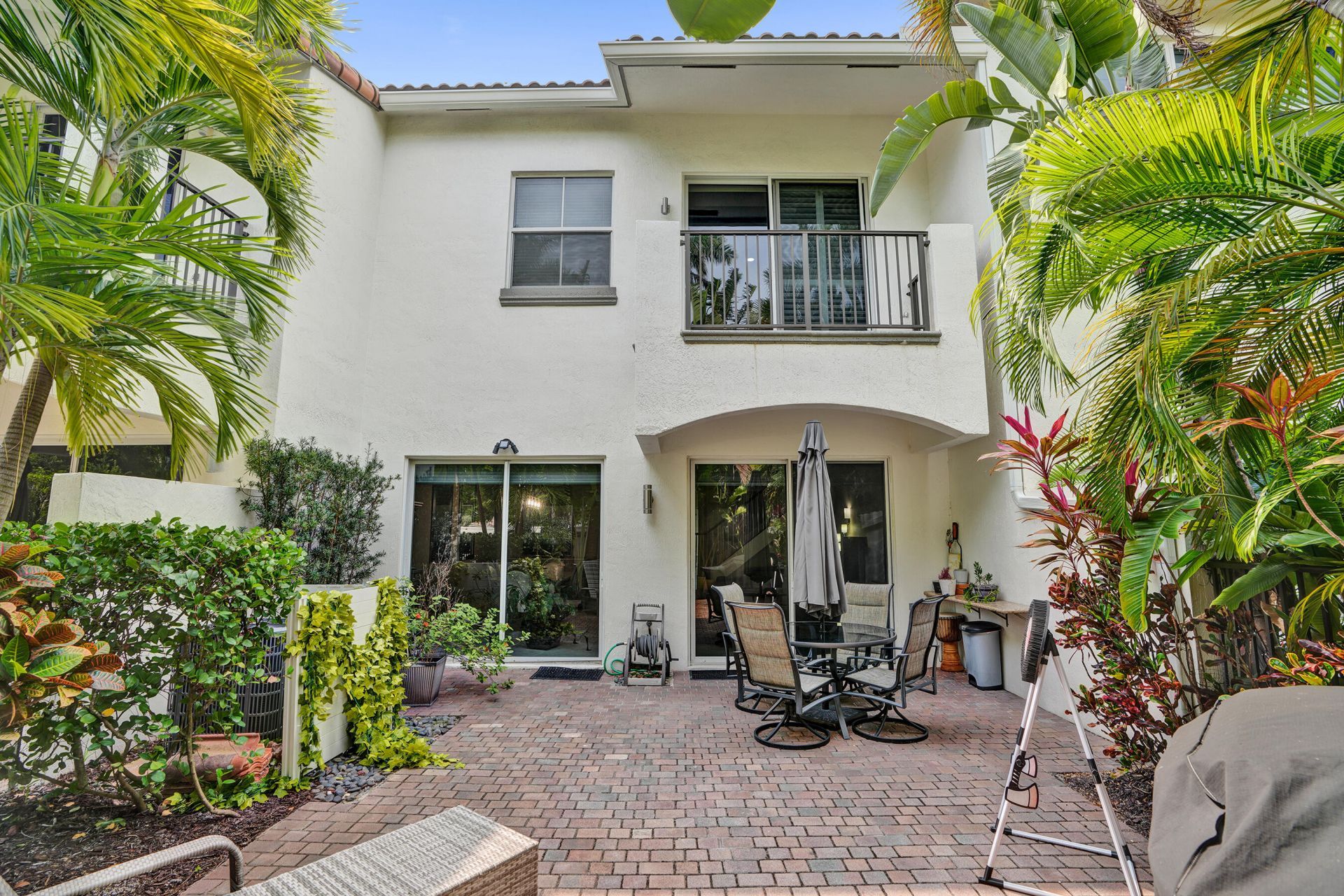 824 Spinnaker Drive E, Hollywood, FL 33019 Photo