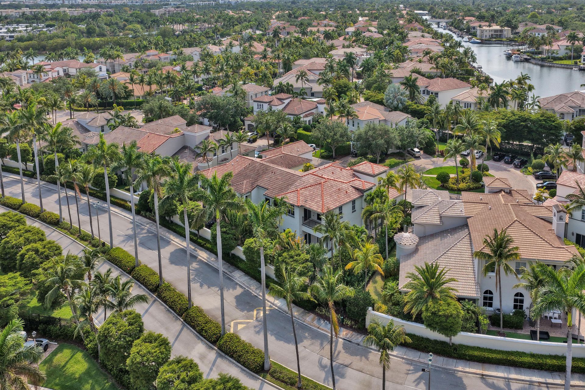 824 Spinnaker Drive E, Hollywood, FL 33019 Photo