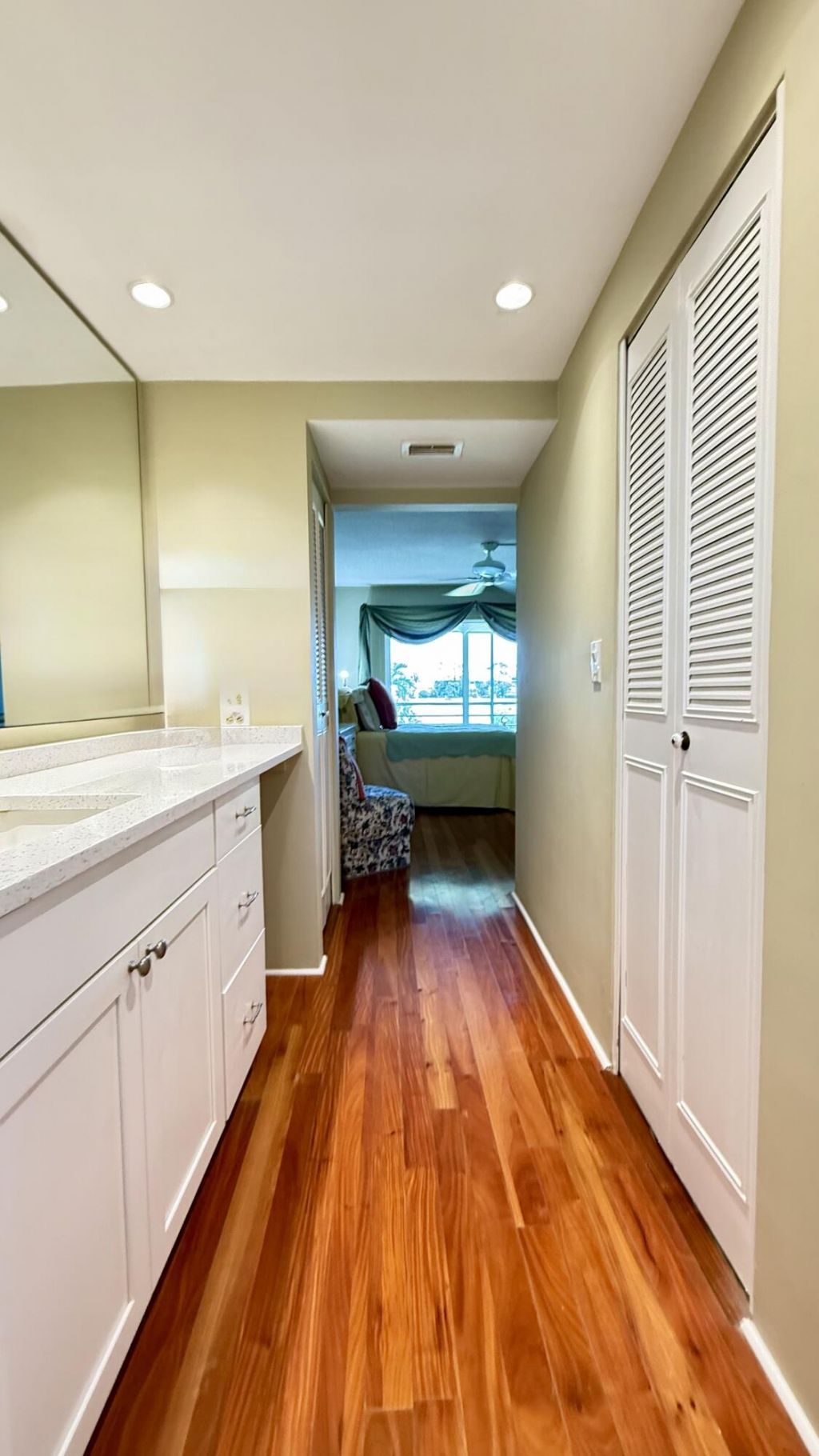 2728 N Garden Dr Drive N, Unit 214, Lake Worth Beach, FL 33461 Photo