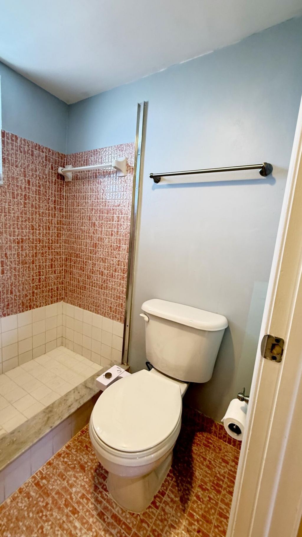2728 N Garden Dr Drive N, Unit 214, Lake Worth Beach, FL 33461 Photo