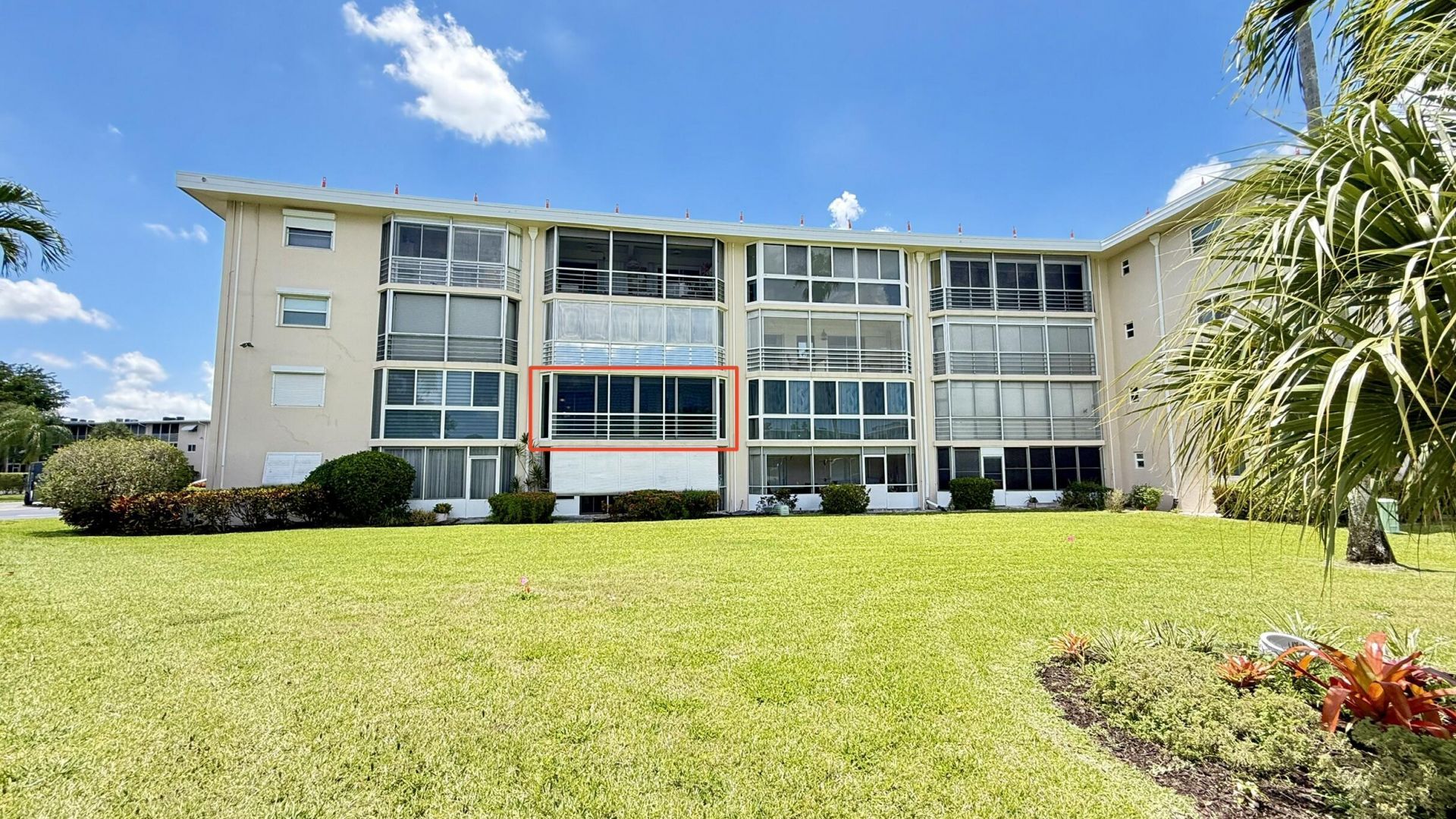 2728 N Garden Dr Drive N, Unit 214, Lake Worth Beach, FL 33461 Photo