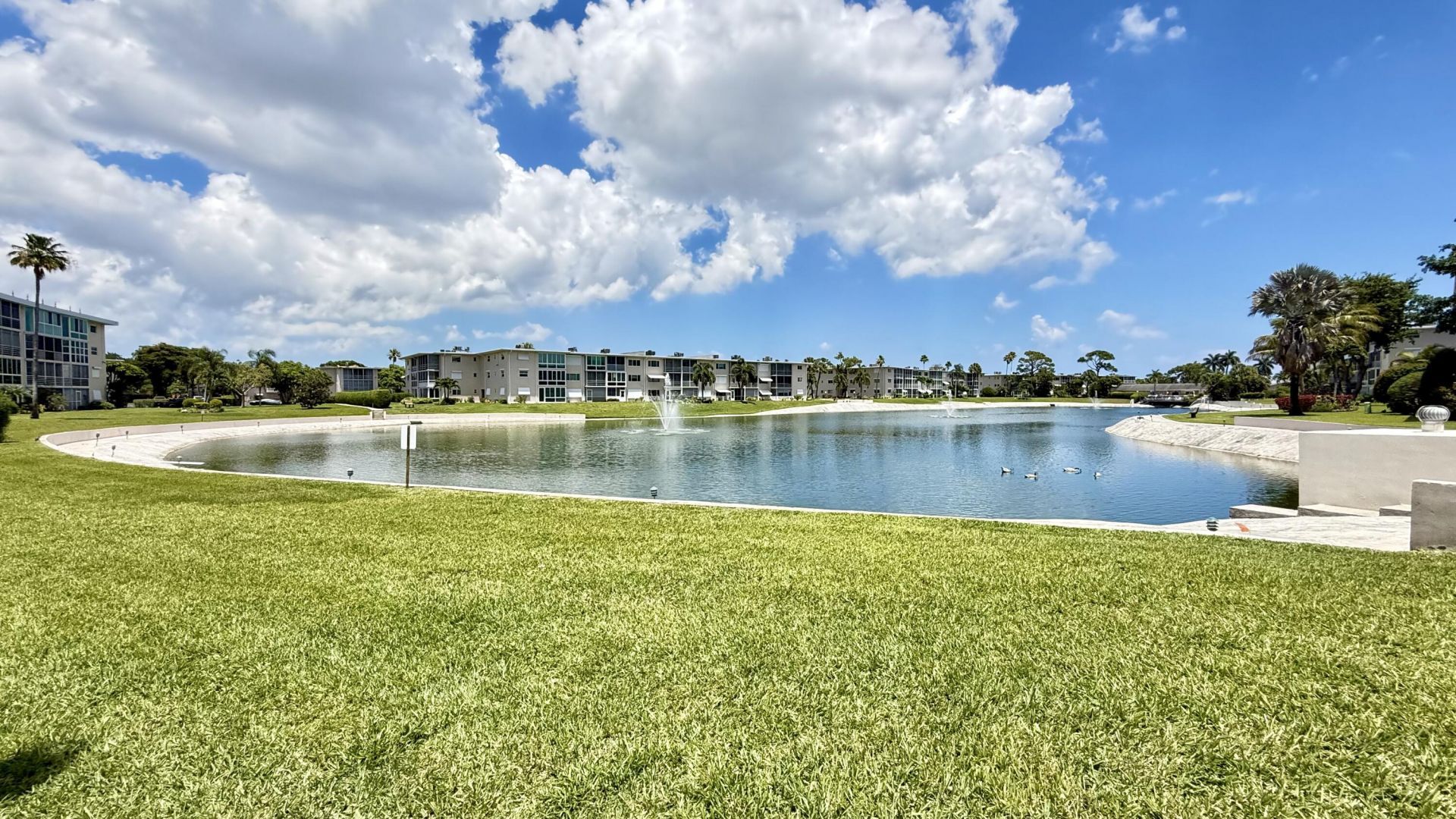 2728 N Garden Dr Drive N, Unit 214, Lake Worth Beach, FL 33461 Photo