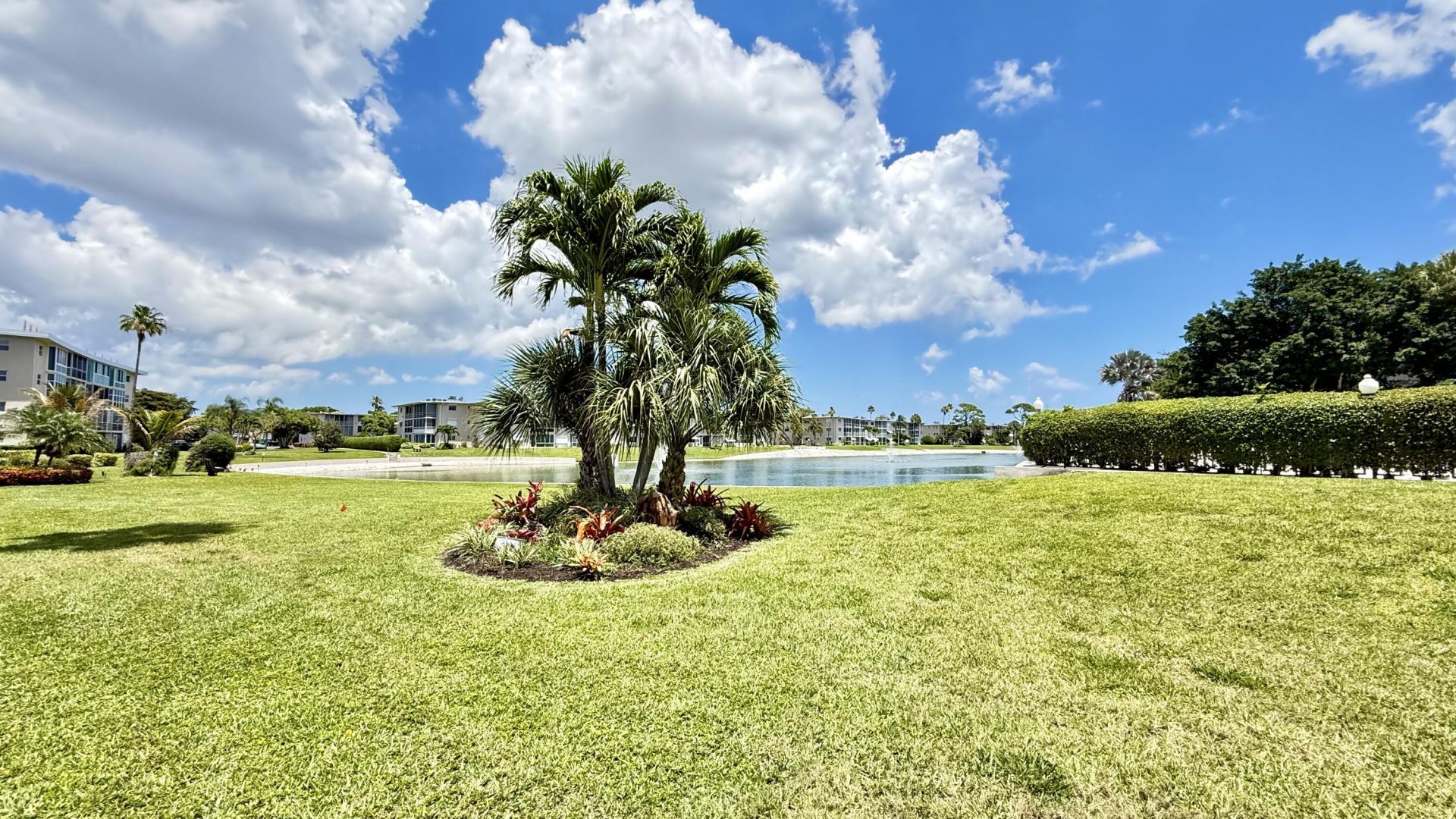 2728 N Garden Dr Drive N, Unit 214, Lake Worth Beach, FL 33461 Photo