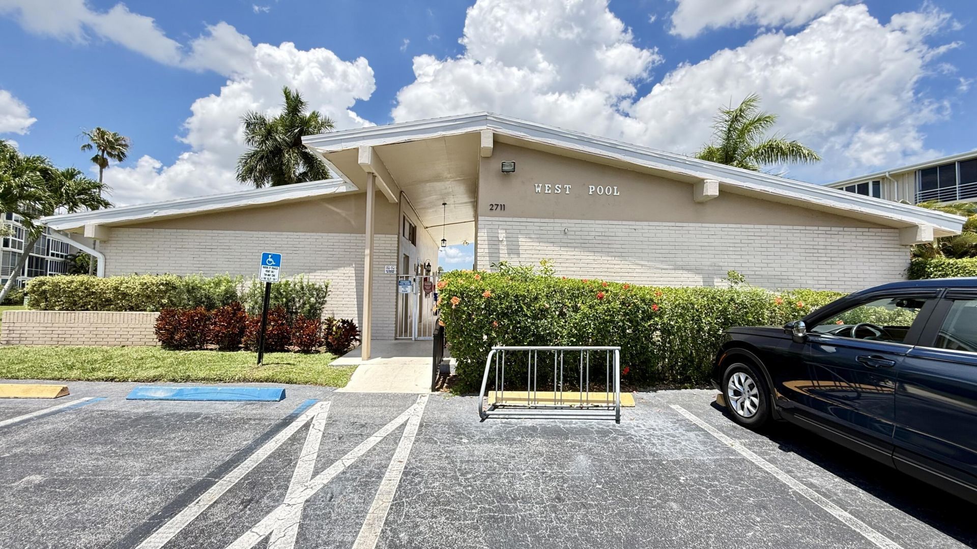 2728 N Garden Dr Drive N, Unit 214, Lake Worth Beach, FL 33461 Photo