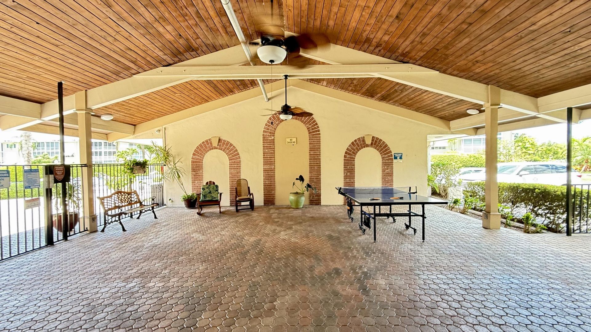 2728 N Garden Dr Drive N, Unit 214, Lake Worth Beach, FL 33461 Photo