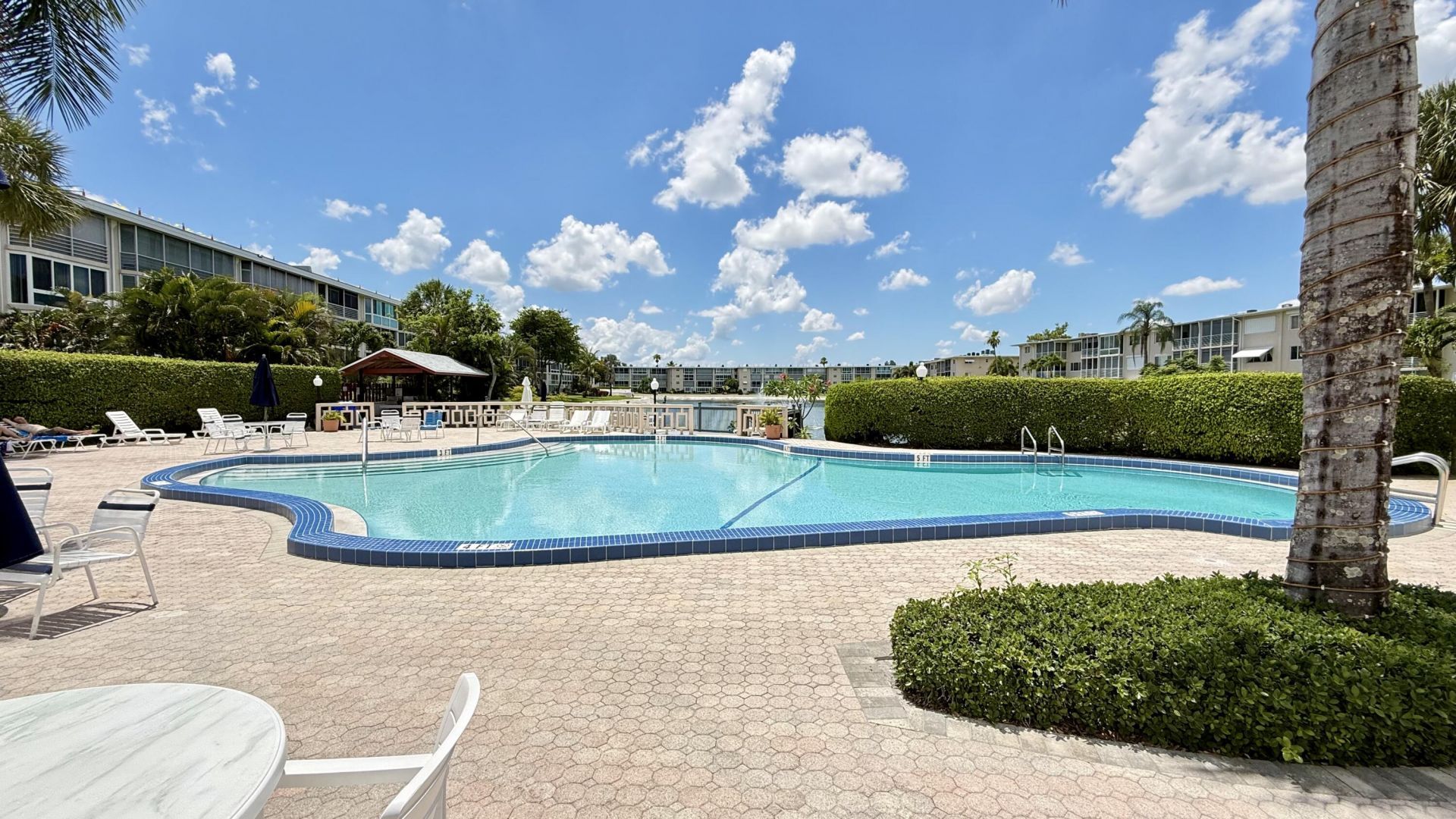 2728 N Garden Dr Drive N, Unit 214, Lake Worth Beach, FL 33461 Photo