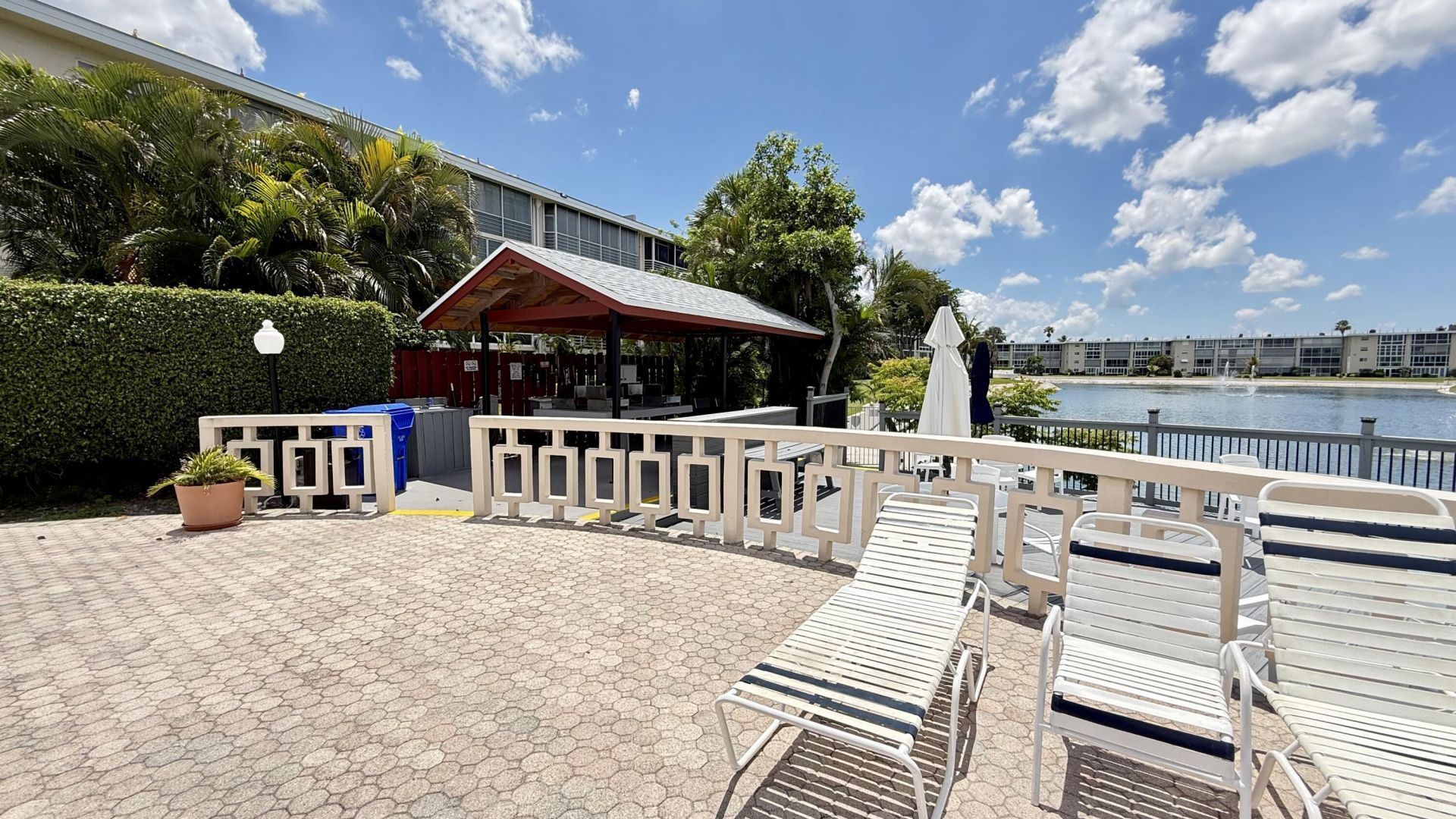 2728 N Garden Dr Drive N, Unit 214, Lake Worth Beach, FL 33461 Photo