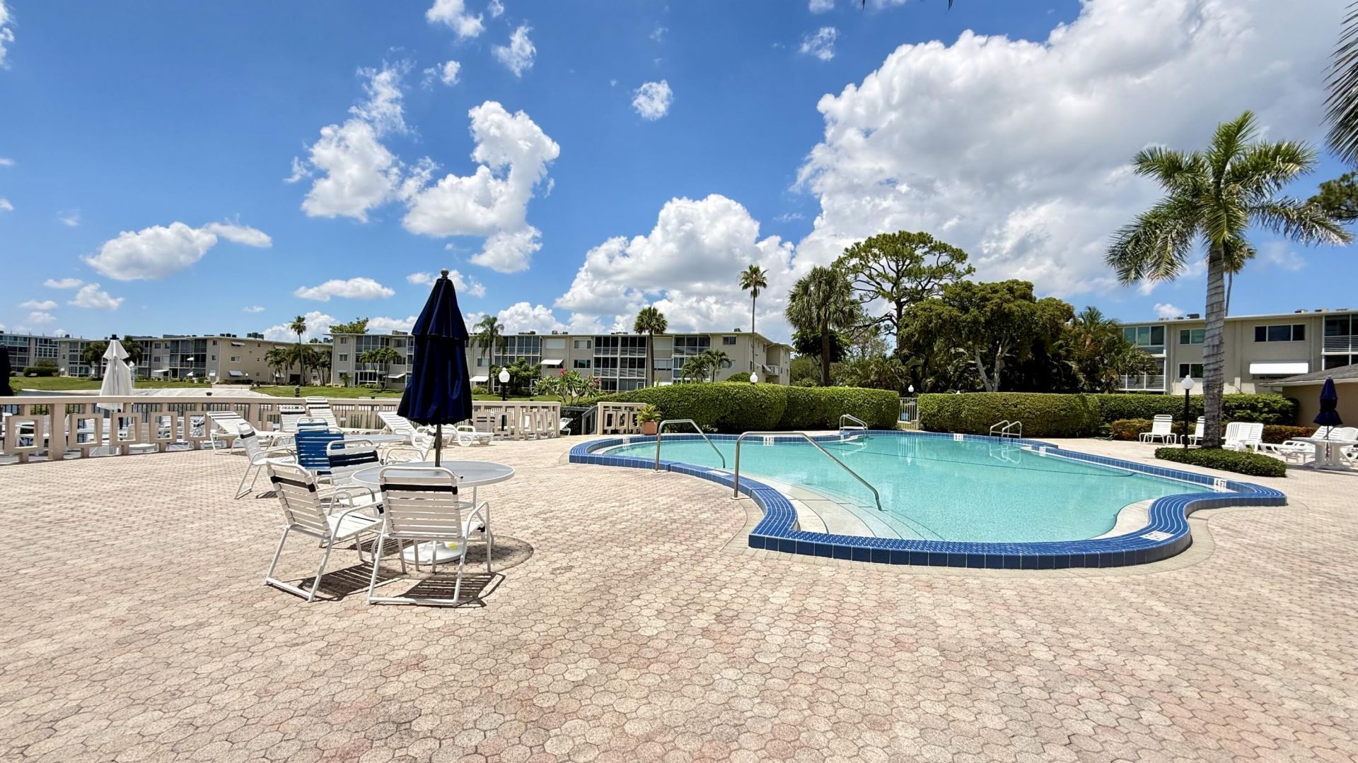 2728 N Garden Dr Drive N, Unit 214, Lake Worth Beach, FL 33461 Photo