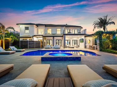 17296 SE Conch Bar Avenue, Tequesta, FL 33469