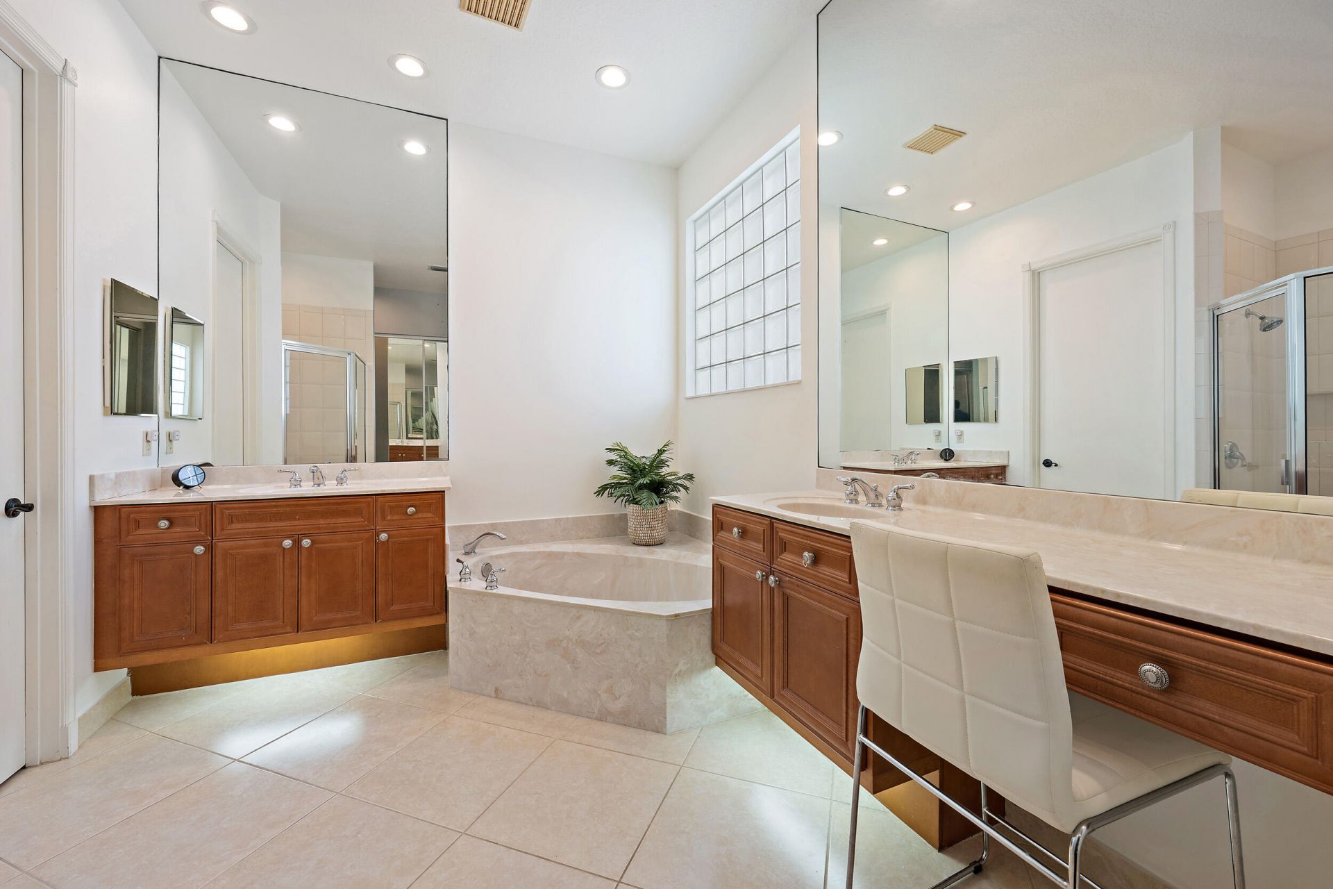 141 Sedona Way, Palm Beach Gardens, FL 33418 Photo