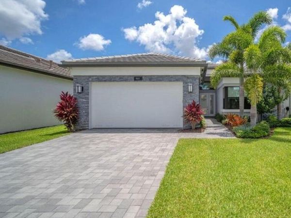 9651 Spruce Woods Drive, Boynton Beach, FL 33473