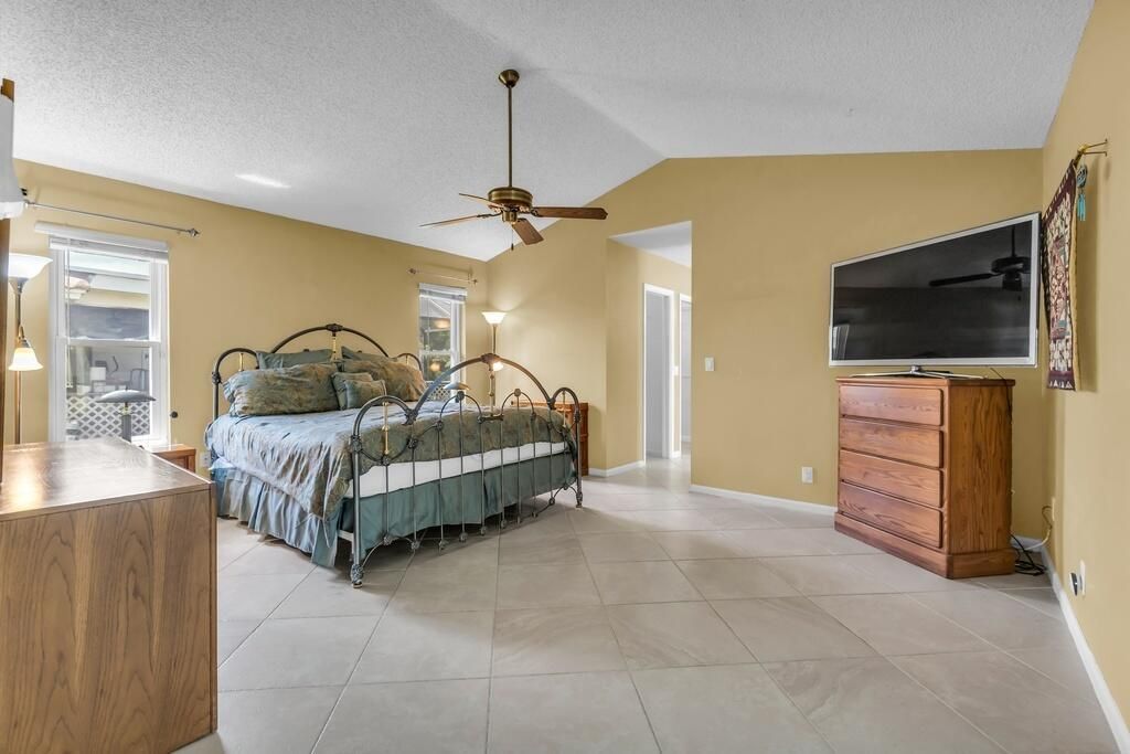 895 NW 110th Lane, Coral Springs, FL 33071 Photo