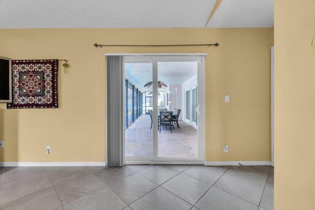 895 NW 110th Lane, Coral Springs, FL 33071 Photo
