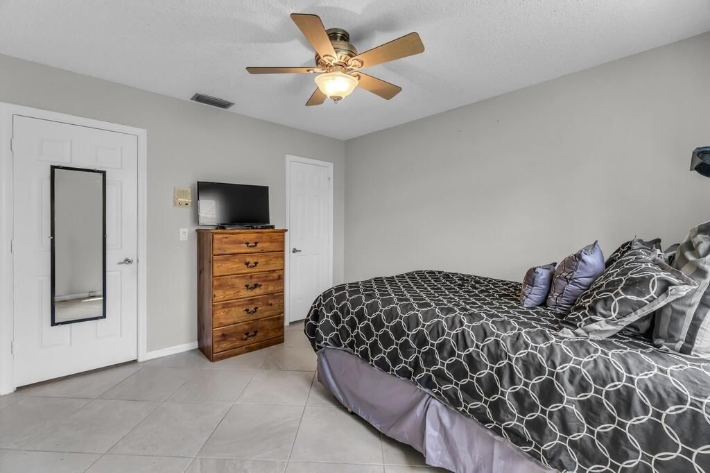 895 NW 110th Lane, Coral Springs, FL 33071 Photo