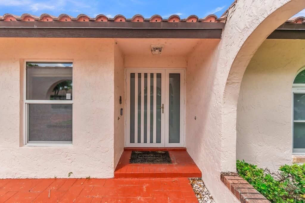 895 NW 110th Lane, Coral Springs, FL 33071 Photo