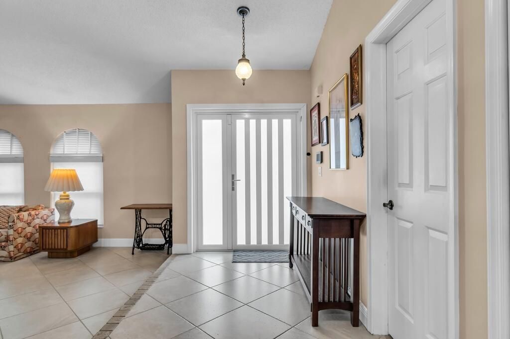 895 NW 110th Lane, Coral Springs, FL 33071 Photo