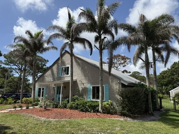 709 Savannah Street, Fort Pierce, FL 34982