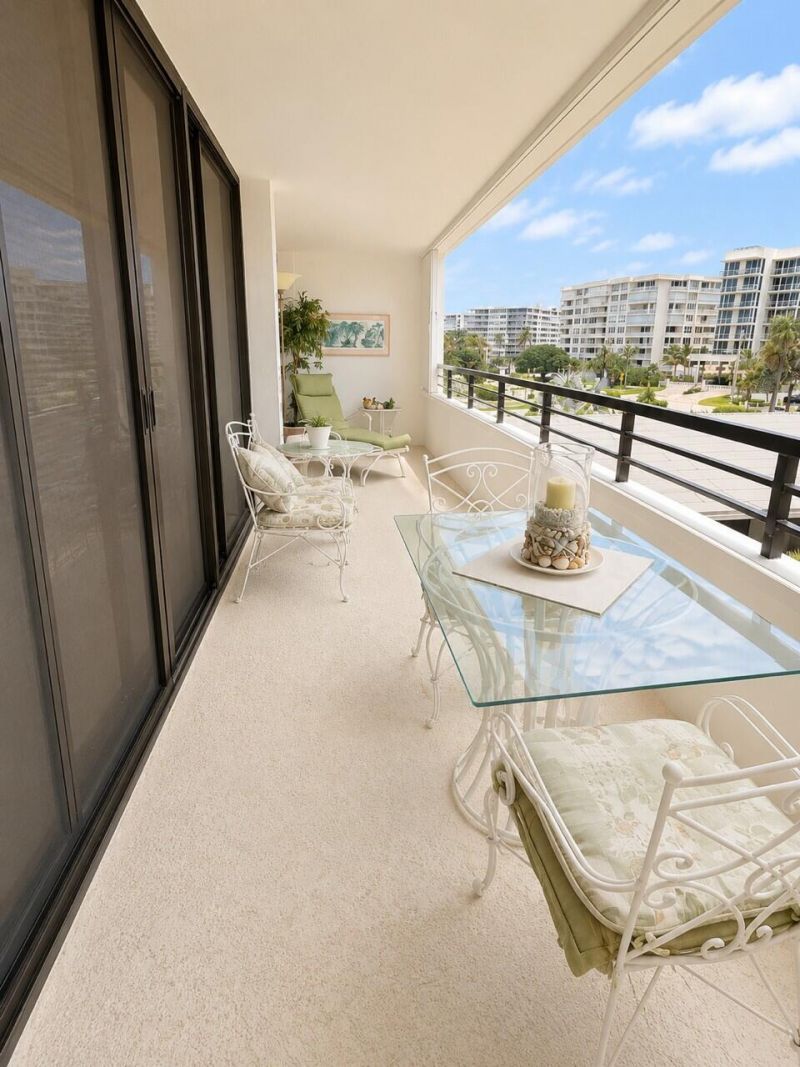 3589 S Ocean Boulevard, Unit 404, South Palm Beach, FL 33480 Photo