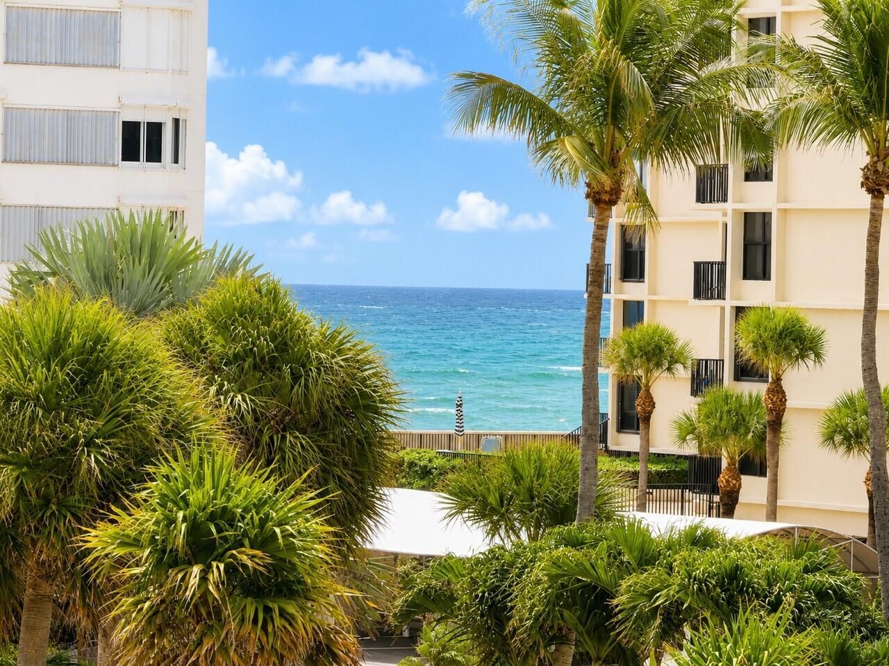 3589 S Ocean Boulevard, Unit 404, South Palm Beach, FL 33480 Photo