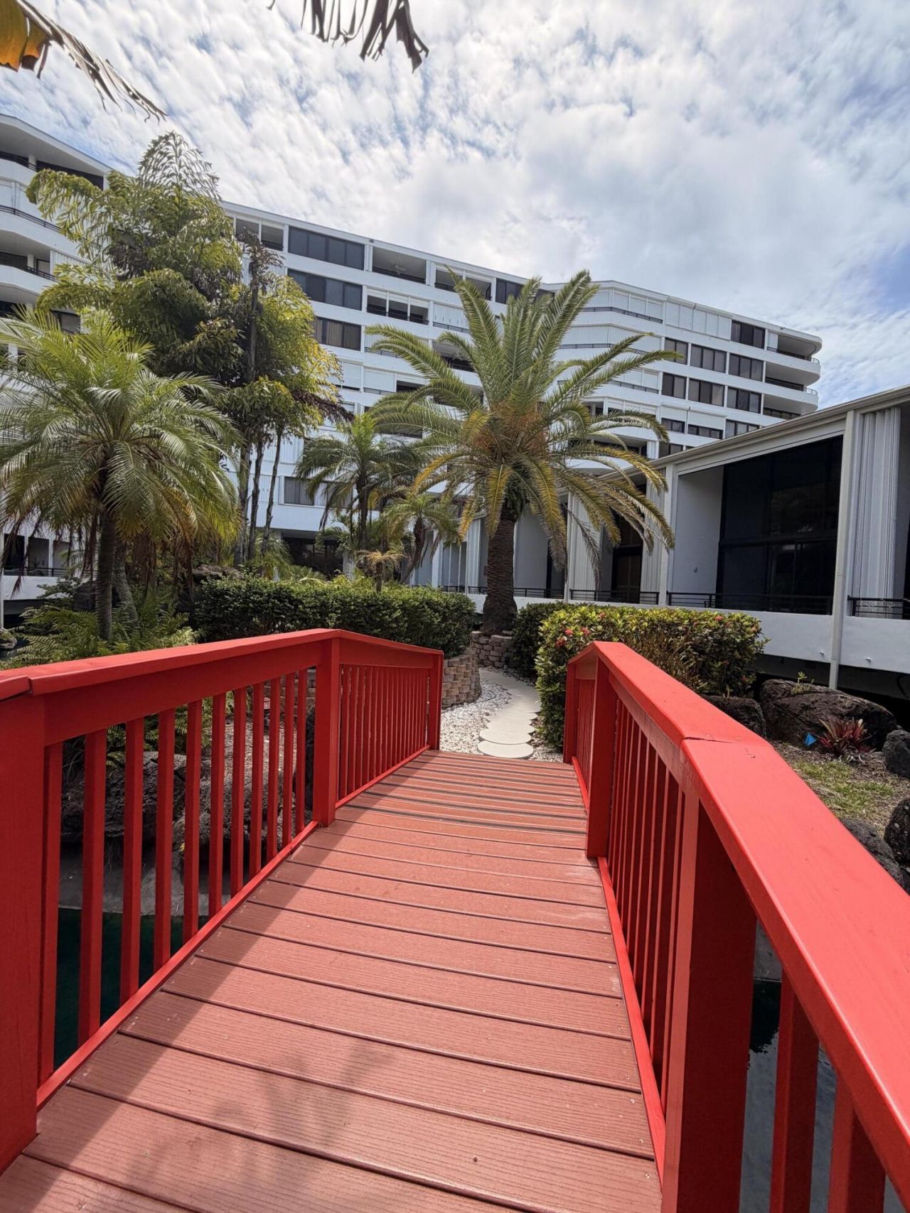 3589 S Ocean Boulevard, Unit 404, South Palm Beach, FL 33480 Photo