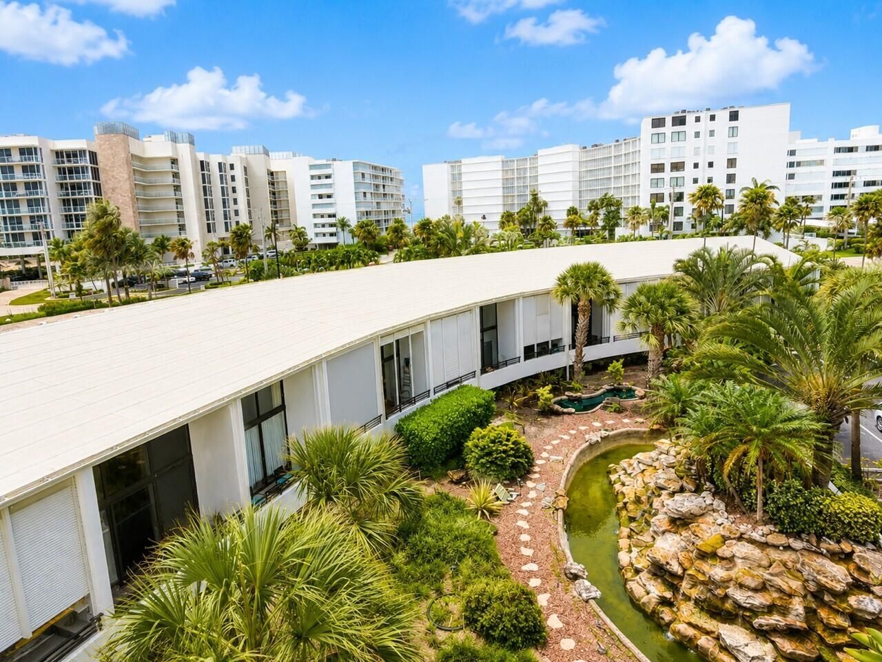 3589 S Ocean Boulevard, Unit 404, South Palm Beach, FL 33480 Photo