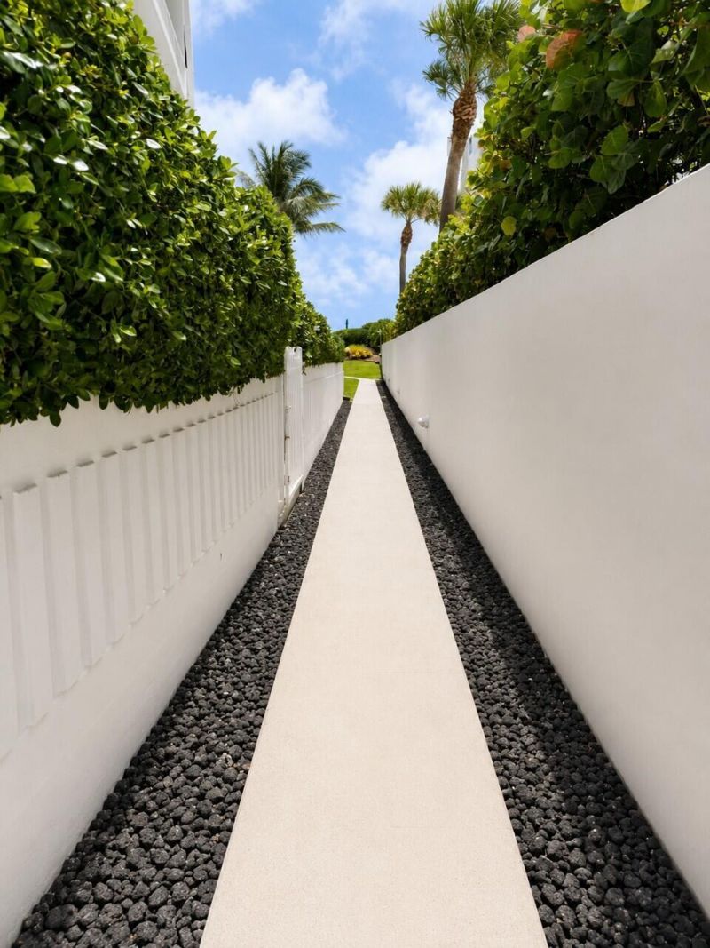 3589 S Ocean Boulevard, Unit 404, South Palm Beach, FL 33480 Photo