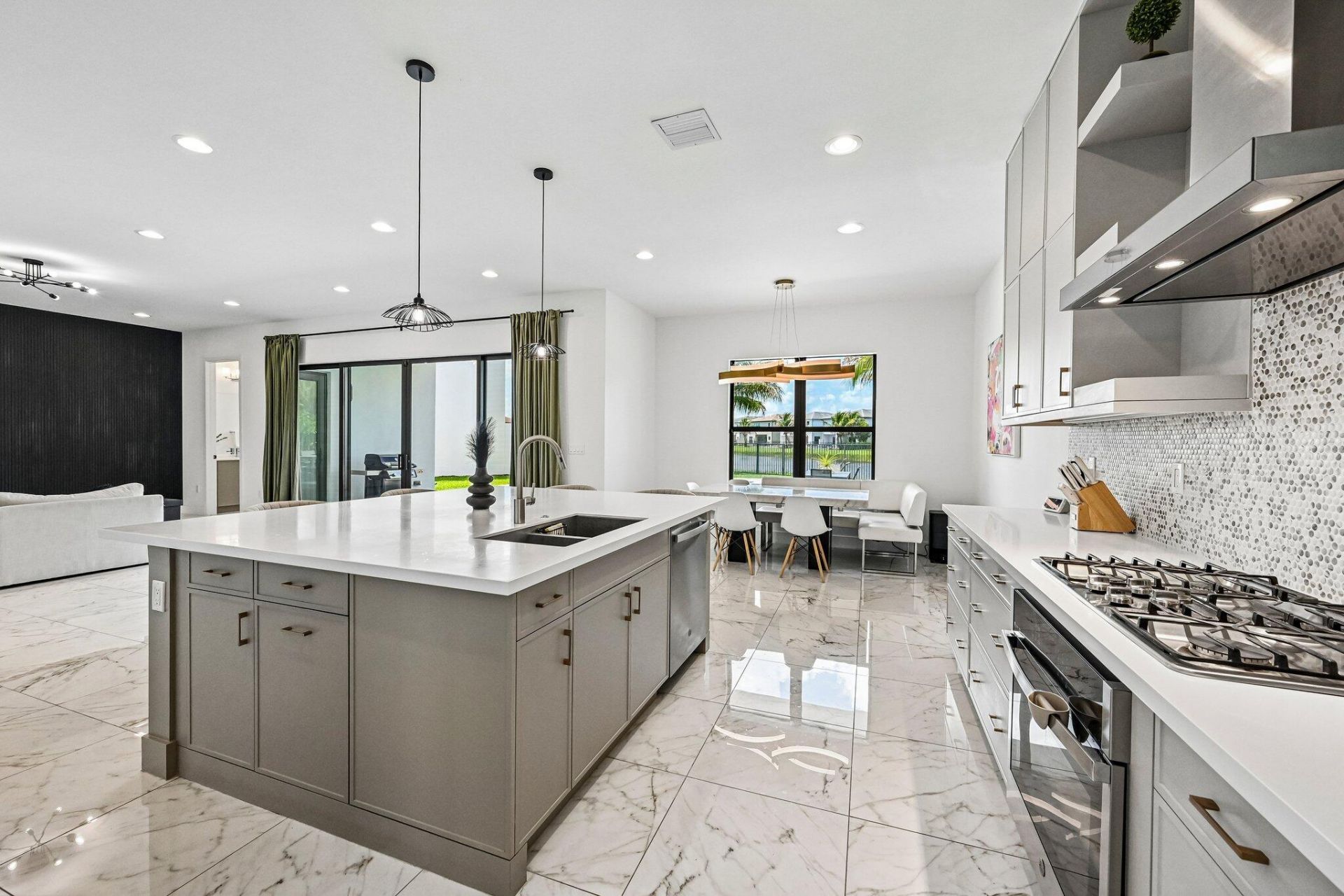 8116 Laurel Falls Drive, Boca Raton, FL 33496 Photo