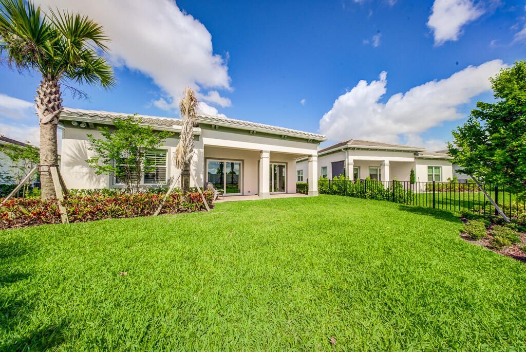 10562 Northbrook Circle, Palm Beach Gardens, FL 33412 Photo