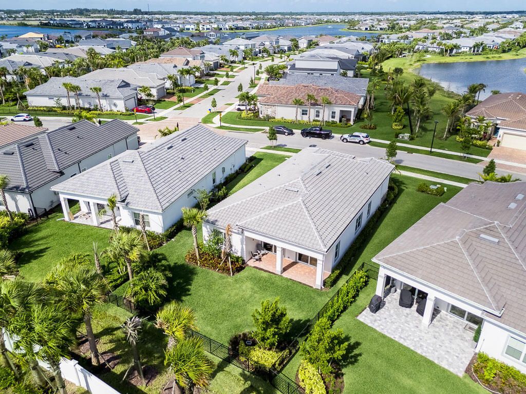 10562 Northbrook Circle, Palm Beach Gardens, FL 33412 Photo