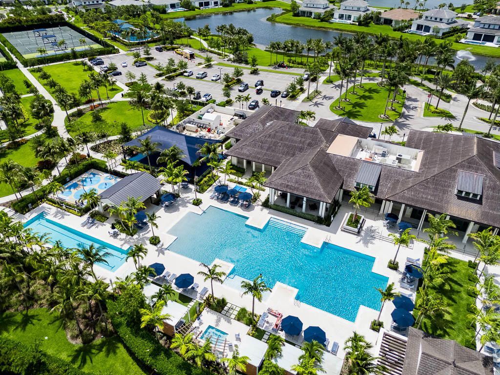 10562 Northbrook Circle, Palm Beach Gardens, FL 33412 Photo