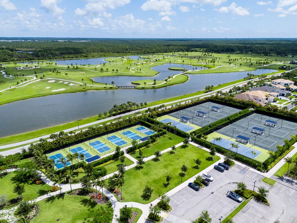 10562 Northbrook Circle, Palm Beach Gardens, FL 33412 Photo