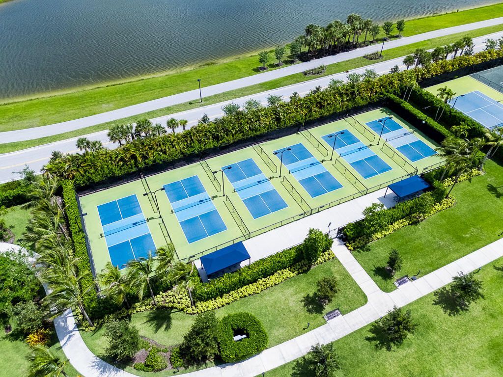10562 Northbrook Circle, Palm Beach Gardens, FL 33412 Photo